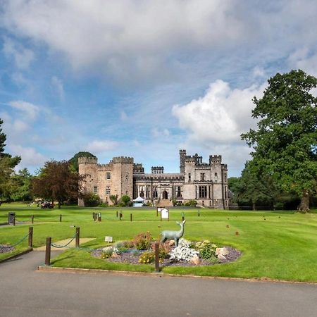 Ashton Hall At Lancaster Golf Club Bed & Breakfast Exterior photo