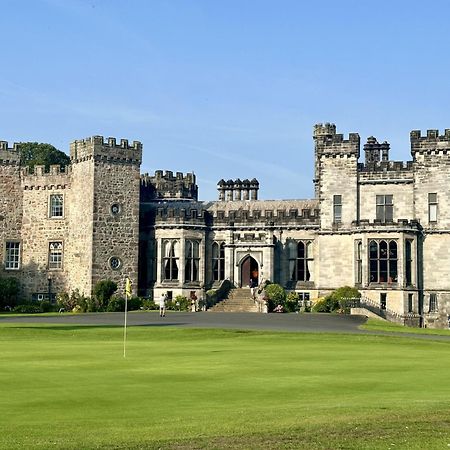 Ashton Hall At Lancaster Golf Club Exterior photo