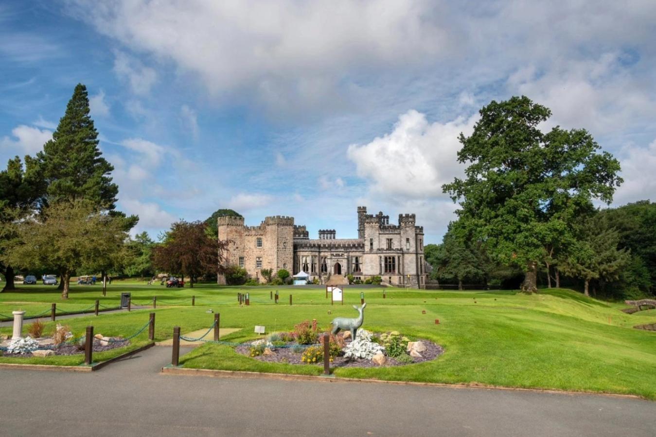 Ashton Hall At Lancaster Golf Club Bed & Breakfast Exterior photo