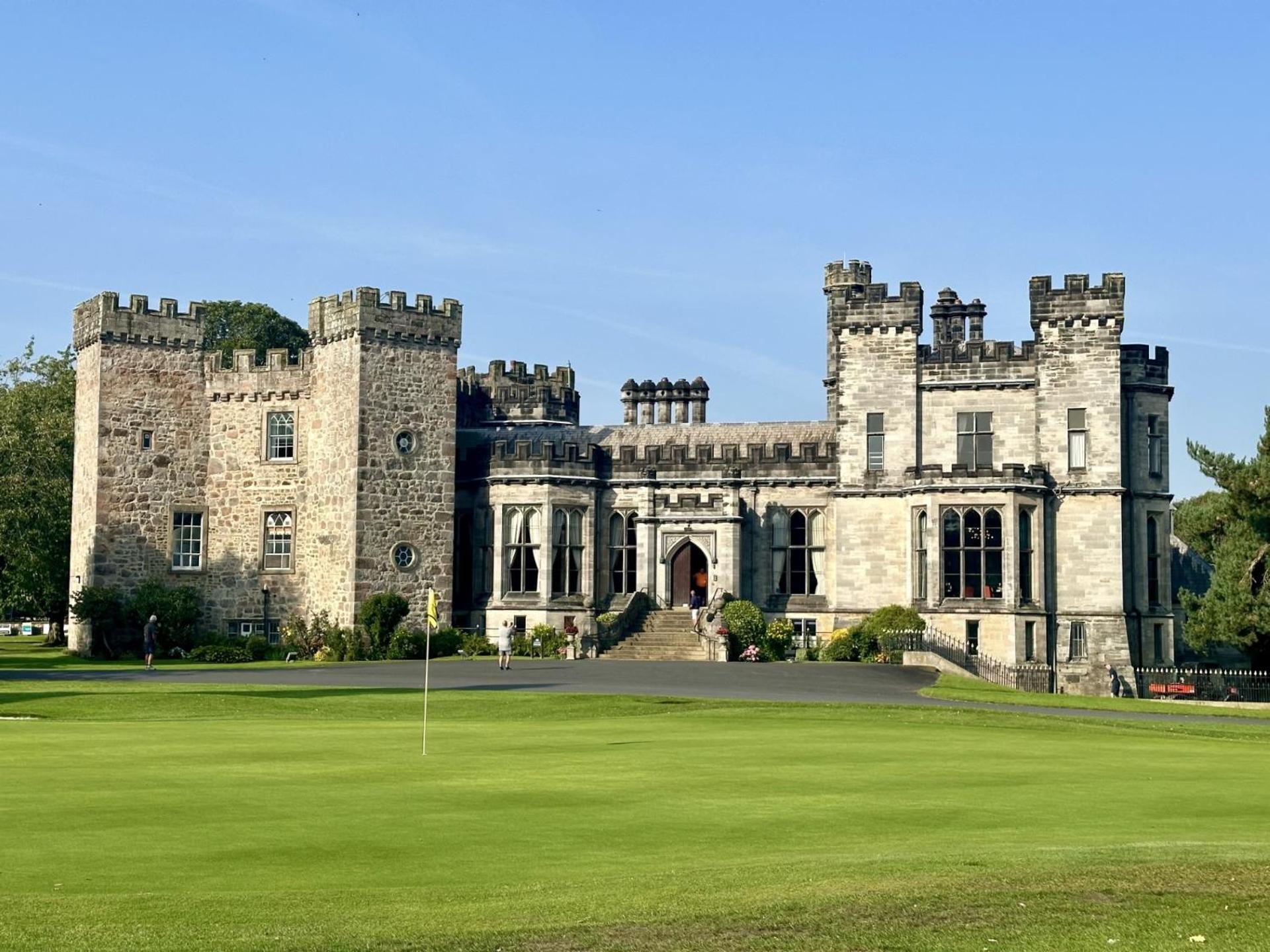 Ashton Hall At Lancaster Golf Club Exterior photo